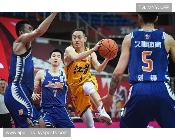 上海久事替补球员表现超预期，今年上海久事篮球队队员名单