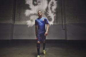 开云官方下载-76人队拼尽全力，季后赛目标明确，76人季后赛被横扫